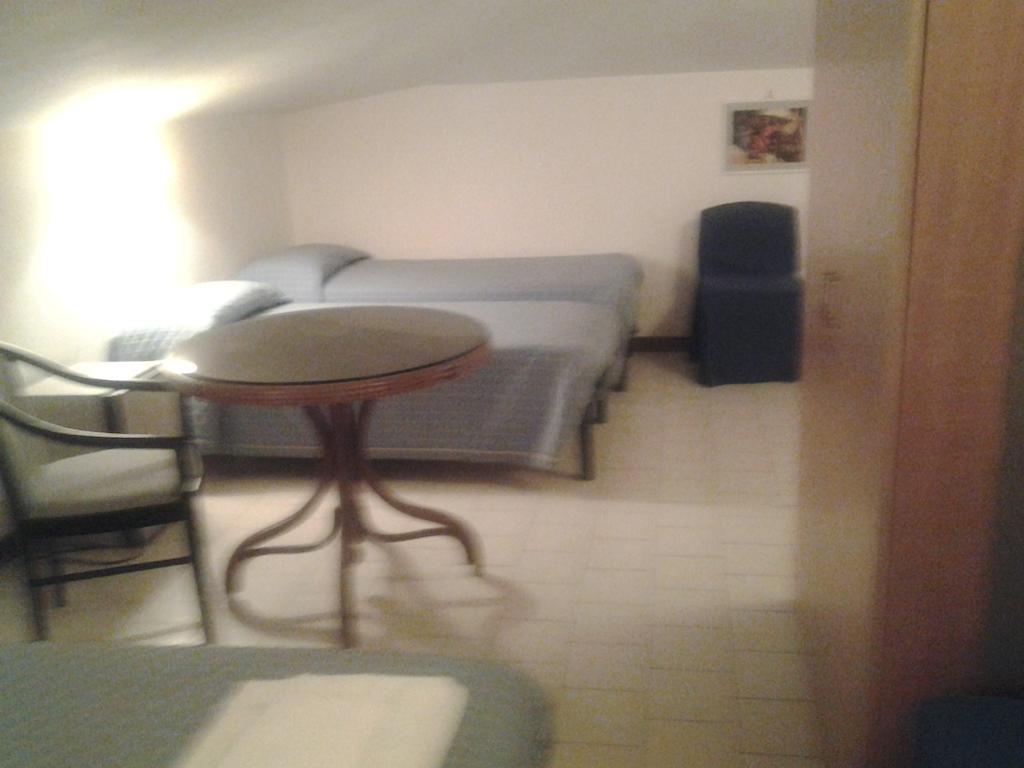 Viadana B&B La Vela الغرفة الصورة